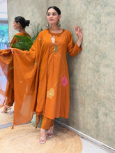 *NEW LAUNCHING*
*Enjoy your festival  with our Very Beautiful 3ps Set For  A- line Anarkali suit *
*Details -: Solid cotton anarkali kurti with pent and mulmul duptta...*
 *Fabric:- pure cotton 60/60*